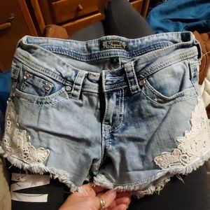 Shyanne shorts